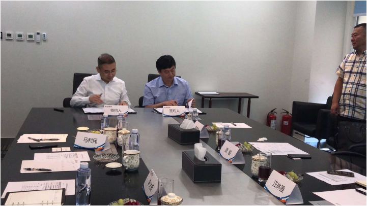 滚筒洗衣机左下漏水