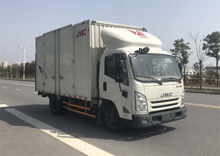 iw7018 00电路图