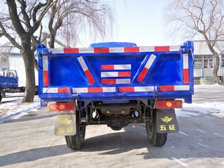 液晶电视黑色变红 字符正常